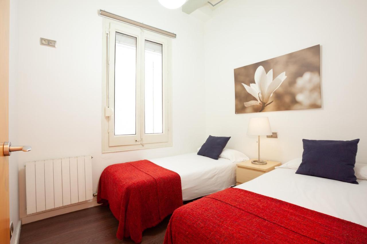 Rent Top Apartments near Plaza de Cataluña Barcelona Exterior foto